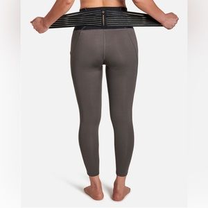 Tommie Copper Adjustable Back Support Capri Length Legging black size S